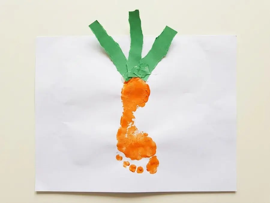 Footprint carrot, an easy bunny craft for preschoolers made from simple supplies