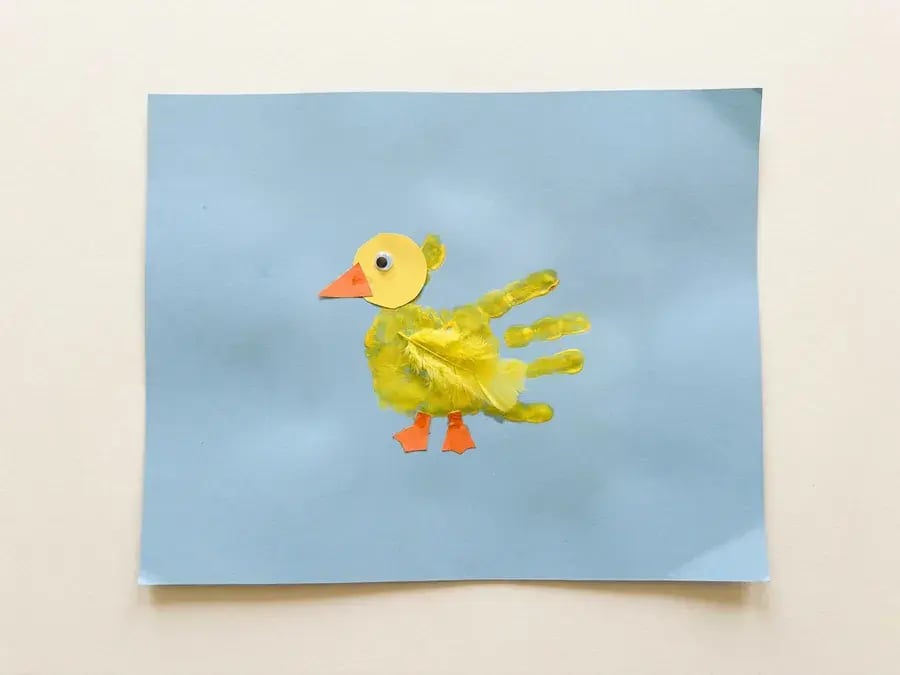 Handprint duck, an easy farm craft for preschoolers ages 3 to 5