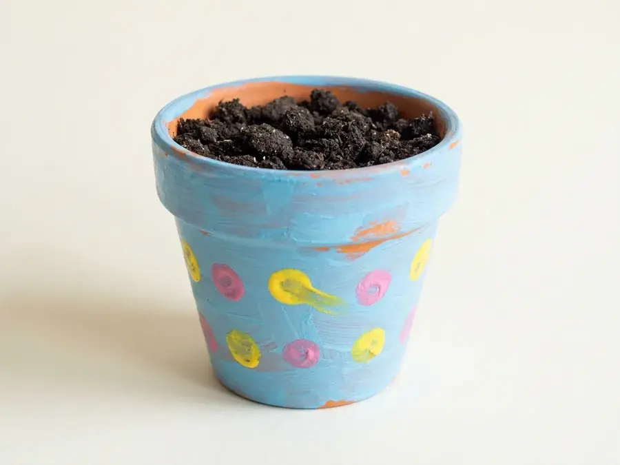Painted flower pot, an easy Earth Day craft for preschoolers ages 3 to 5