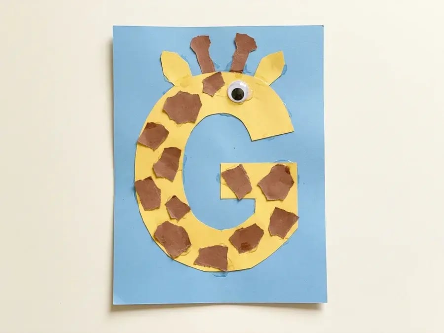 Letter G giraffe, an easy zoo craft for preschoolers ages 3 to 5