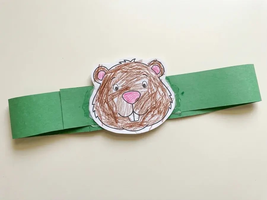 Groundhog headband, an easy February craft for preschoolers ages 3 to 5