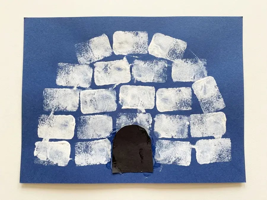 Sponge print igloo, an easy January craft for preschoolers ages 3 to 5