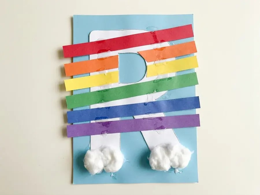Letter R rainbow, an easy rainbow craft for preschoolers ages 3 to 5