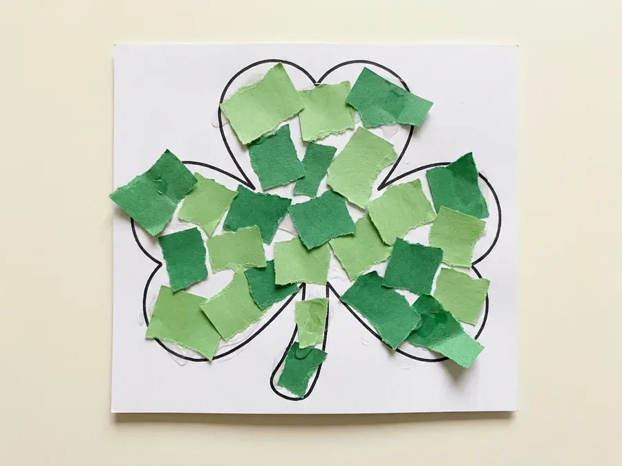Torn paper shamrock, an easy March craft for preschoolers ages 3 to 5