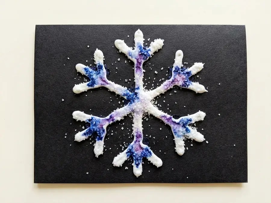 Salt painted snowflake, an easy snowflake craft for preschoolers ages 3 to 5